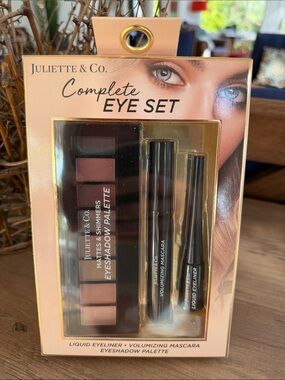 Juliette & Company Complete Eye Set
